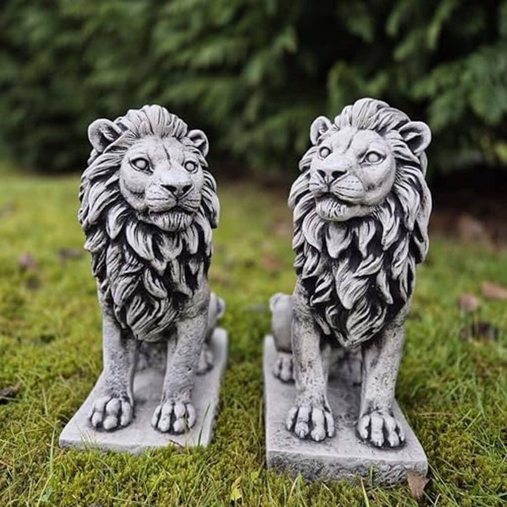 Avis : statues de lions FABRIQ, élégance robuste pour le jardin