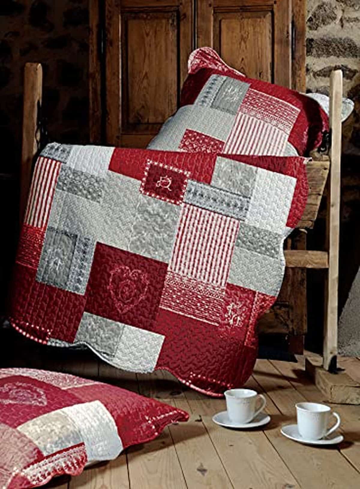 Avis : parure boutis Stof Arkansas rouge 260x240 cm