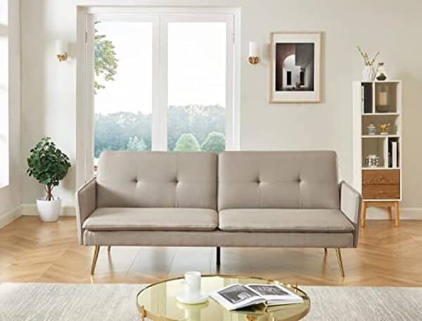 Découvrez notre test complet du canapé convertible Baïta Adam 3 places en tissu grège : un allier idéal pour gagner en confort et style dans votre salon.
