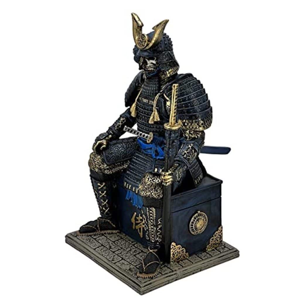 Avis : statue médiévale en résine Maunden Samouraï Mort-vivant