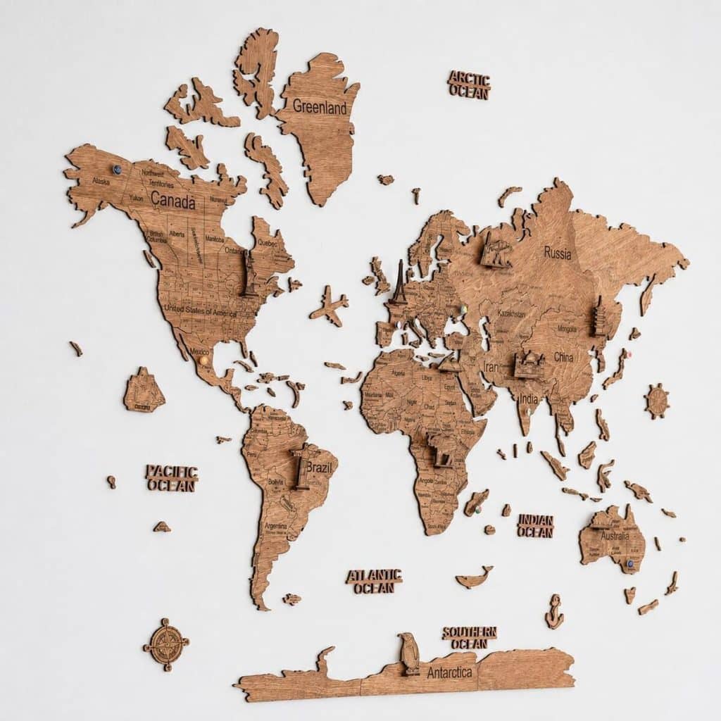 Avis Creatifwood carte du monde en bois : décoration murale élégante