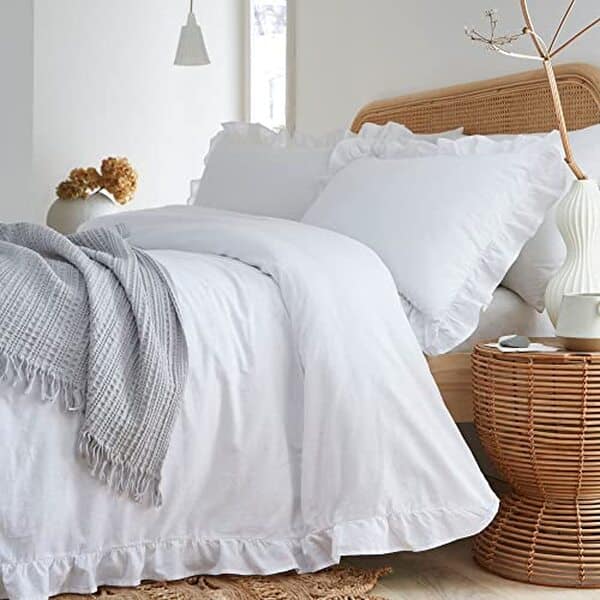 Découvrez notre avis complet sur la parure de lit Appletree Loft Cassia en coton blanc : qualité, confort et durabilité pour votre chambre.